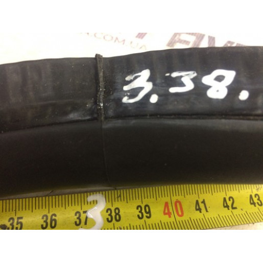 Уплотнитель передней двери Skoda Octavia A5 2009-2013 1Z0867365H
